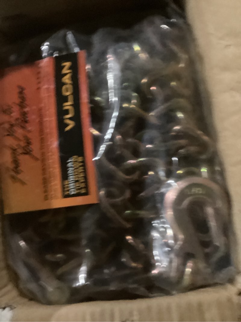 Condition photo showing New/Like New for vulcan binder chain with clevis grab hooks - grade 70-5/16 inch x 20 foot - 4,700 pound safe working load g70 5/16" x 20' w/grab hooks (individual)