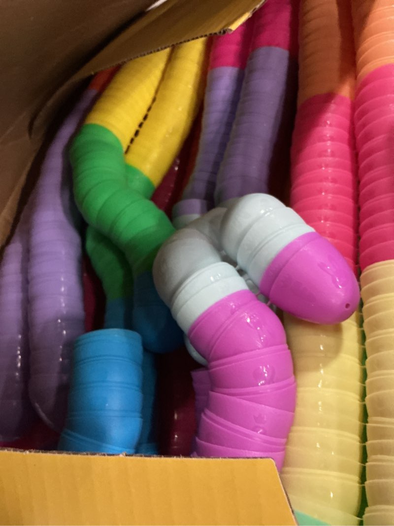 Condition photo showing Good Condition for 1000 pcs plastic easter eggs,bulk fillable easter eggs for easter hunt,basket stuffers fillers,theme party favor decoration,surprise eggs,easter classroom prize supplies 1000eggs