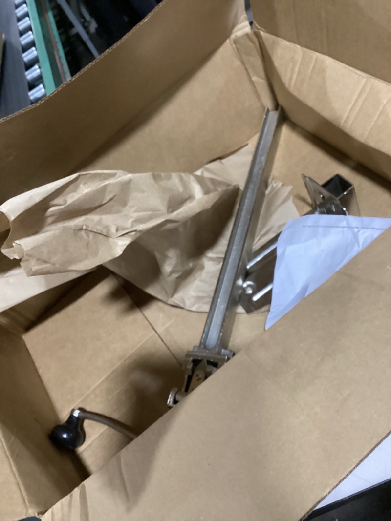 Condition photo showing Good Condition for IRONWALLS Commercial Can Opener Heavy Duty, 24.6” Manual Can Opener for Large Cans Up to 17.7”, Tabletop Industrial Can Opener with Stainless Steel Blade for Restaurants, Bars, Canteens 24.6" (For cans up to 17.7")