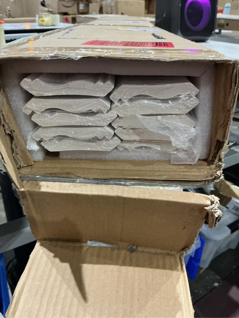 Condition photo showing Good Condition for art3d ceiling crown molding trim 10-pack 47ft, high impact polystyrene decorative ceiling moulding - installed with glue, white white-2