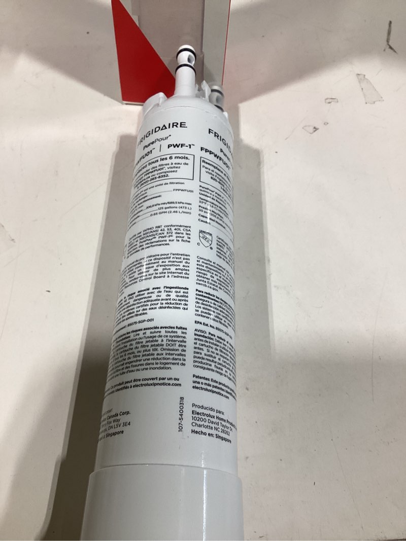 Condition photo showing Good Condition for Frigidaire Push-in Refrigerator Water Filter FPPWFU01 PurePour