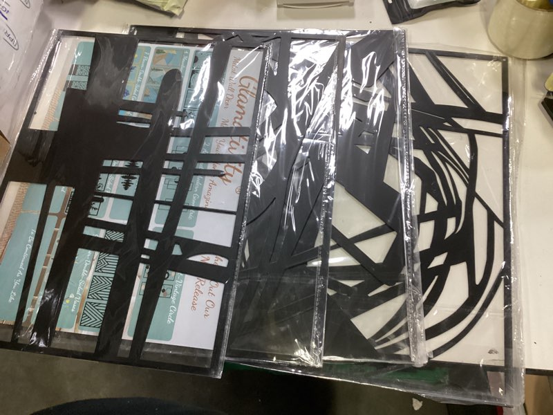 Condition photo showing Good Condition for Glamativity 4 Pack Black Abstract Metal Wall Art, Minimalist Décor Single Line Art Wall Décor, 3D Textured Metal Wall Sculptures, for Living Room Bedroom Bathroom Study Room (Black Abstract, M Size 16 x 11'') M Size 16 x 11'' Black Abstract