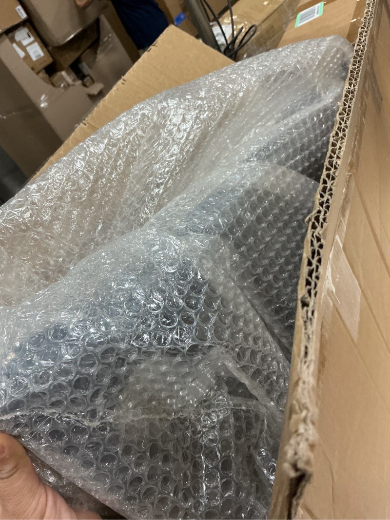 Condition photo showing Good Condition for black front bumper center outer cover compatible with 2008-2017 freightliner cascadia ?w/o stripe hole & spoiler?
