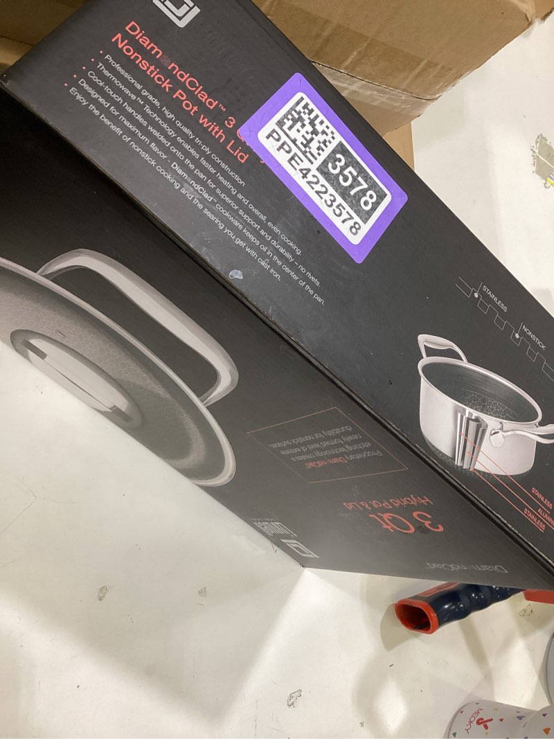 Condition photo showing Good Condition for livwell diamondclad nonstick 3-quart hybrid stock pot with lid - kitchen gifts - pots and pan set cookware - 3-quart pot cooking and dining - nonstick saucepan with lid - stainless steel cookware set 3 quart