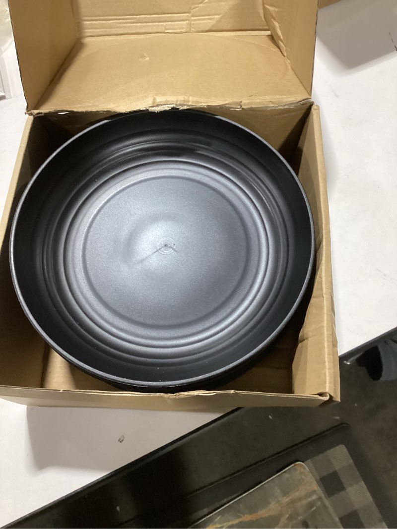 Kyraton Large Deep Plastic Plates 8 Pieces, 9 Inch Dinner Plates, Unbreakable And Reusable Light Wei