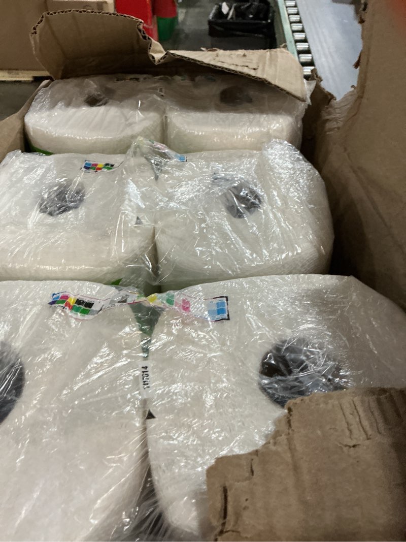 Condition photo showing New/Like New for bounty quick-size paper towels, white, 12 family triple = 40 regular rolls family triple 12 rolls (141 sheets)