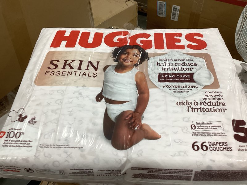 huggies 
