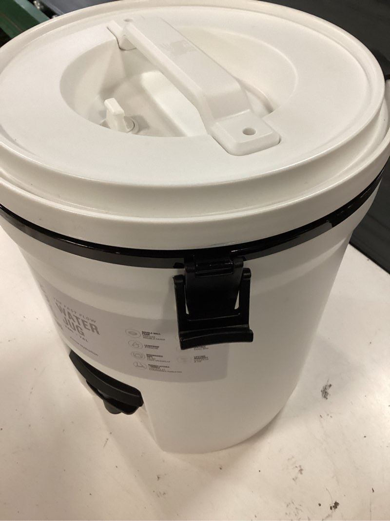 Condition photo showing Good Condition for stanley 256oz 2g adventure plastic fast flow water jug - chalk