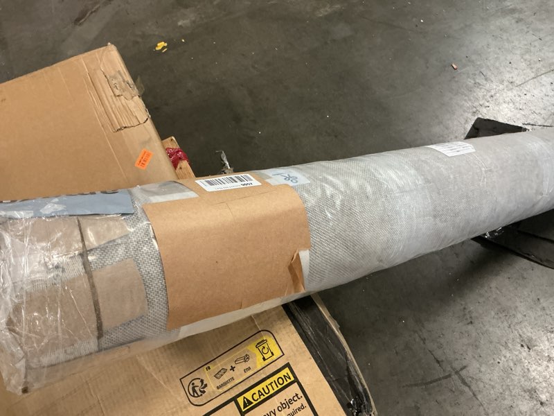 Condition photo showing Good Condition for Loloi Chris Loves Julia x Polly Collection POL-05 Slate/Ivory 5'-0" x 7'-6" Area Rug Slate / Ivory 5' x 7'6" (Rectangular)