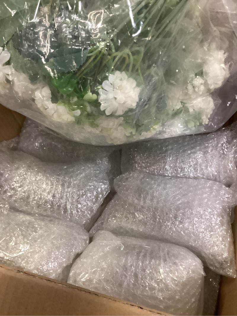 Condition photo showing New/Like New for XunYee 10 Set Mason Jar Table Centerpiece with Flower Mason Jar Flower Centerpiece Vases Decor for Engagement Party Bridal Shower Centerpieces Wedding Reception Table Decor(Hydrangea)