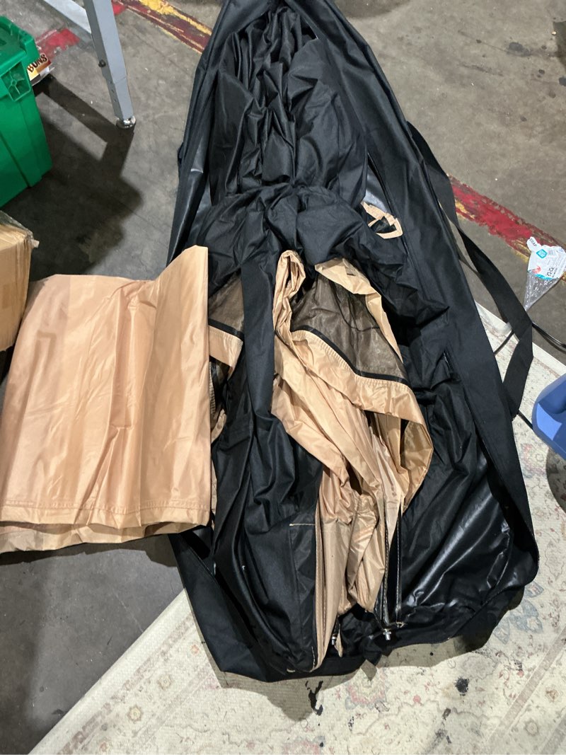 Condition photo showing Good Condition for raynesys instant cabin tent