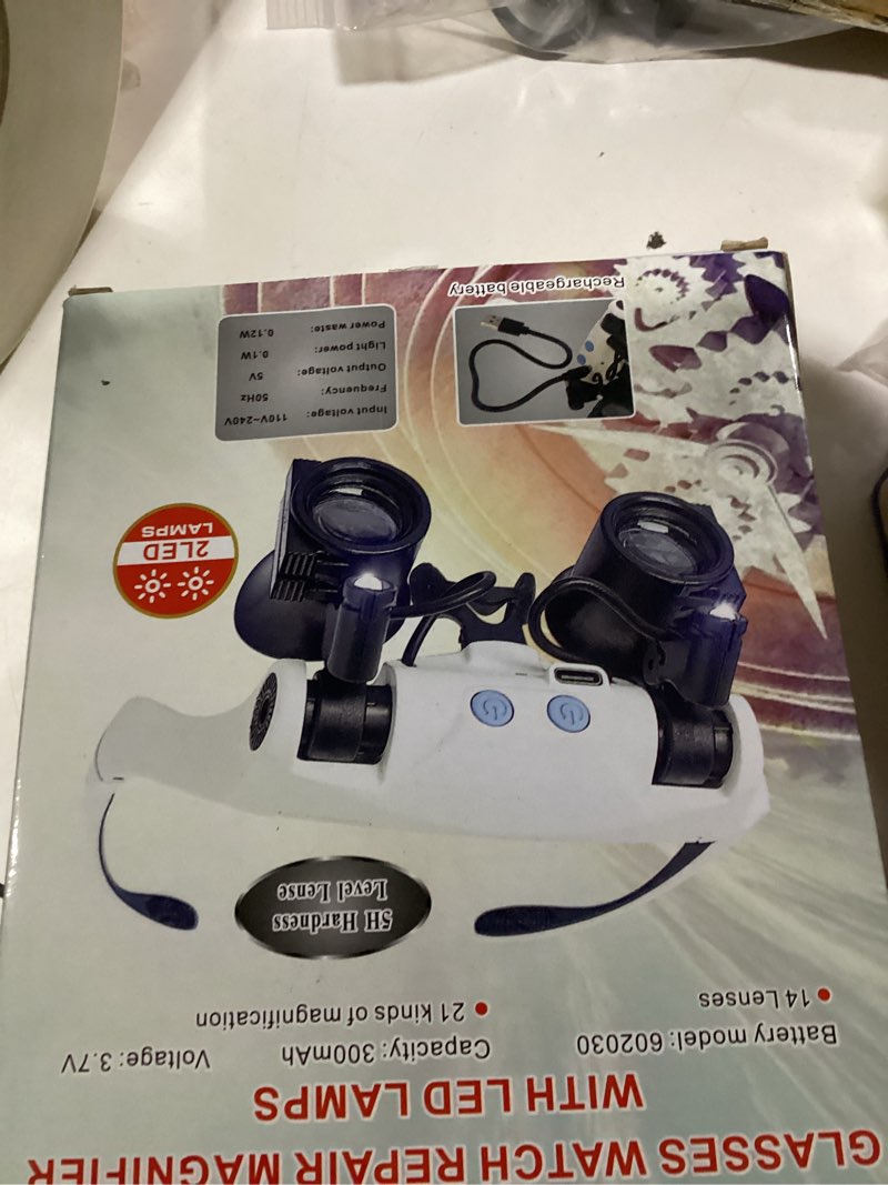 Condition photo showing New/Like New for JARLINK Magnifying Glasses with LED Light, Hands Free Magnifier with 14 Interchangeable Lenses 3X 4X