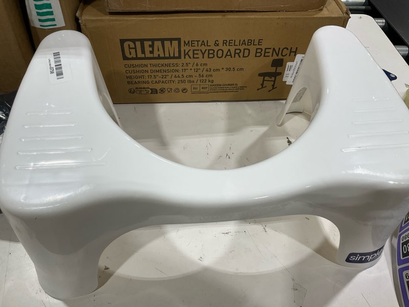 Condition photo showing New/Like New for squatty potty simple curve bathroom toilet stool 7" white