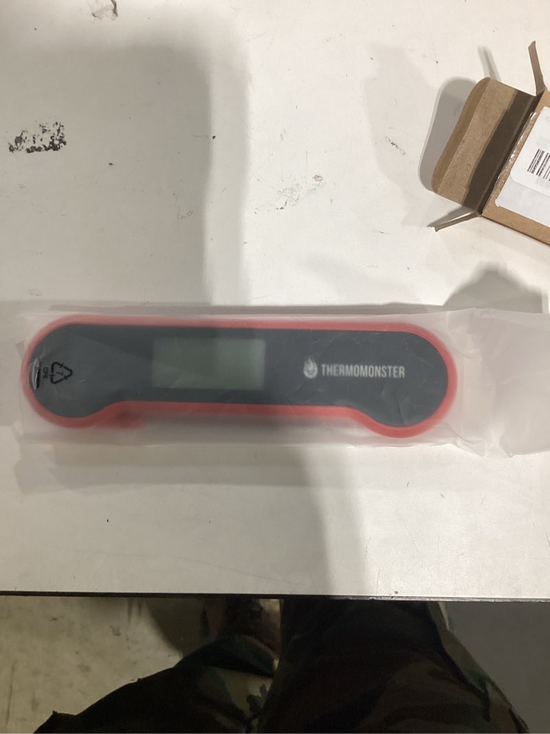 0.5 Sec Instant Read Meat Thermometer Digital with ±0.5? Precision, Food Thermometer for Cooking Kitchen Gadgets, Oven Grill Candy BBQ Essentials Accessories, Gifts for Him Dad Men Birthday, Red