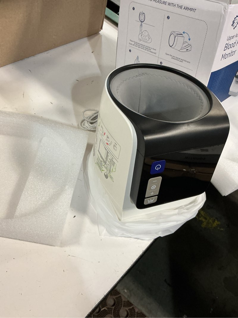 Condition photo showing Good Condition for saker blood pressure monitor upper arm, automatic bp monitor for home use, no-wrap auto-fit design, fits 8.5"–15.7", large display, 4 users with 199 readings each, one-touch (u90b)