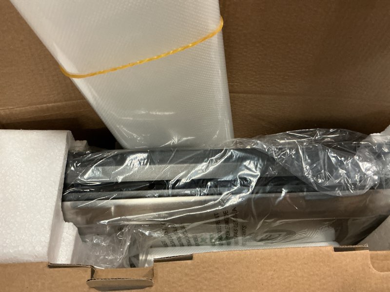 Condition photo showing Good Condition for maxvac 100 black stainless steel food vacuum sealer