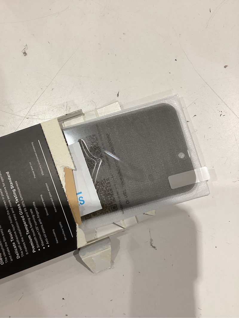 Condition photo showing Good Condition for ailun privacy screen protector for iphone 16 / iphone 15 / iphone 15 pro [6.1 inch] 3 pack anti spy private tempered glass anti-scratch case friendly [3 pack][not for iphone 16 pro 6.3 inch] iphone 16/15/15 pro