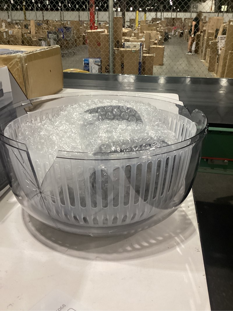 Condition photo showing As Is for ** damages** keouke salad spinner and vegetable chopper set with 3 blades, 4.2qt large bowl for effortless lettuce drying, onion dicing, and potato cutting spinner & chopper