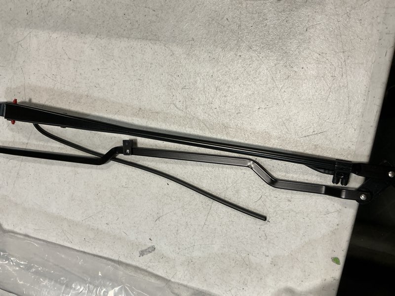 Condition photo showing As Is for driver side wiper arm replace 602-5408 hlk7066 1120000bws fit for kenworth w900 2000-2006 bolt on fixed type, windshield wiper arm for left side