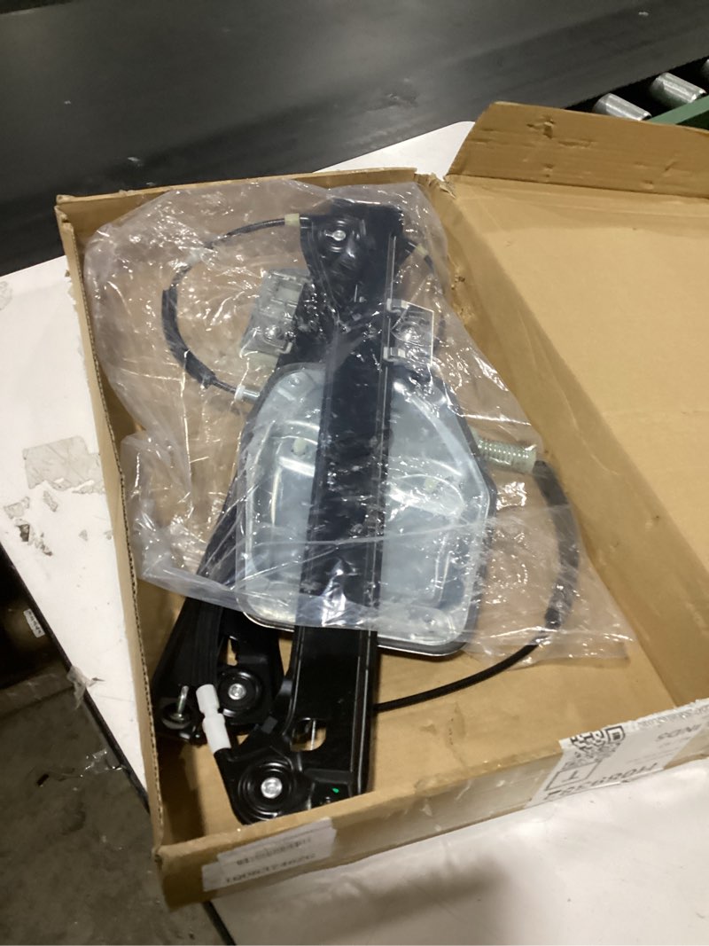 Condition photo showing As Is for lifter bracket - left front oem 5j4837461 5j4 837 461