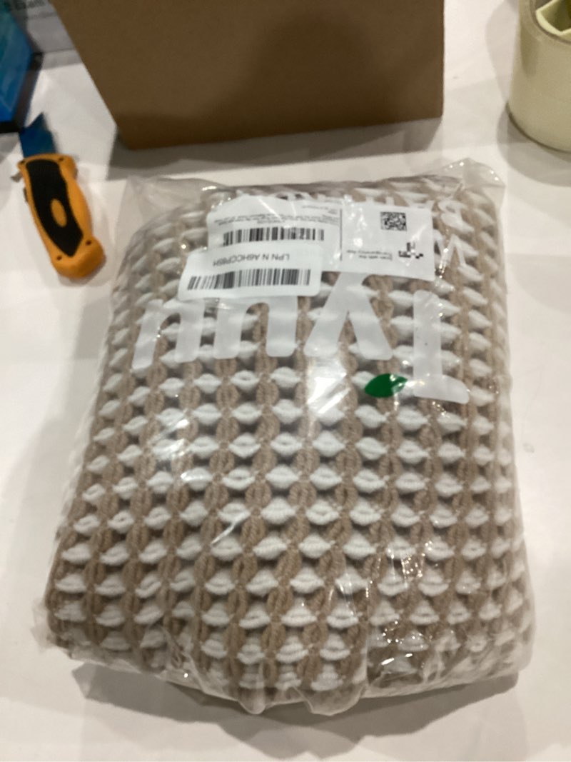 Condition photo showing Good Condition for Waffle Bath Mat, Boho Bathroom Rugs Non Slip Washable Super Absorbent Quick Dry Bath Mat Farmhouse Bathroom Decor, 30"x20" Khaki and White Khaki & White 1'8" x 2'6" (Rectangular)