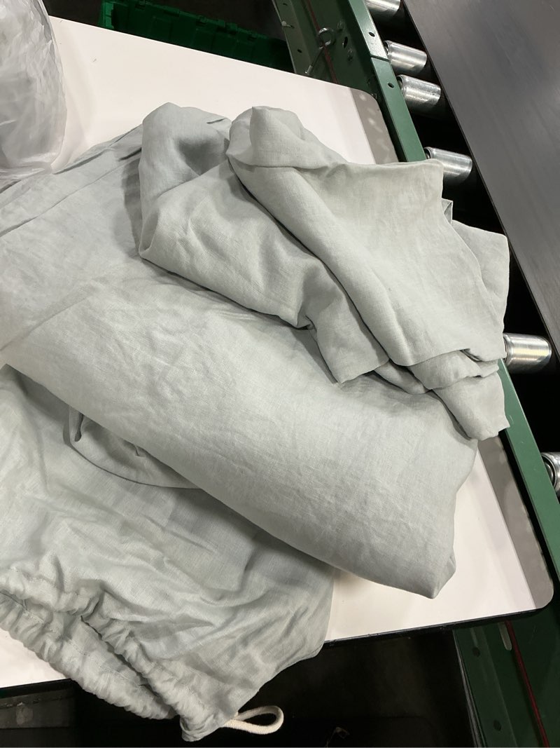 Condition photo showing As Is for (king, color mist)european linen sheet set(quince)