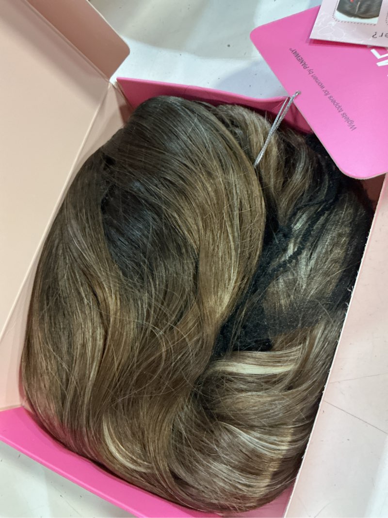 Condition photo showing New/Like New for paneway hair topper for women 20 inch wavy synthetic fiber topper with natural waves, clip-in hairpiece for thinning hair, adds volume & length, lightweight & breathable 20 inch highlights brown with dark root