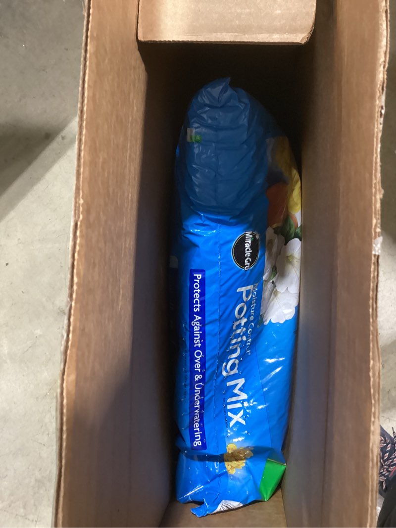 Condition photo showing New/Like New for Miracle-Gro Moisture Control Potting Mix, for Container Plants, Protects Against Over- and Under-Watering, 16 qt., 2-Pack 16 qt. 2 Pack