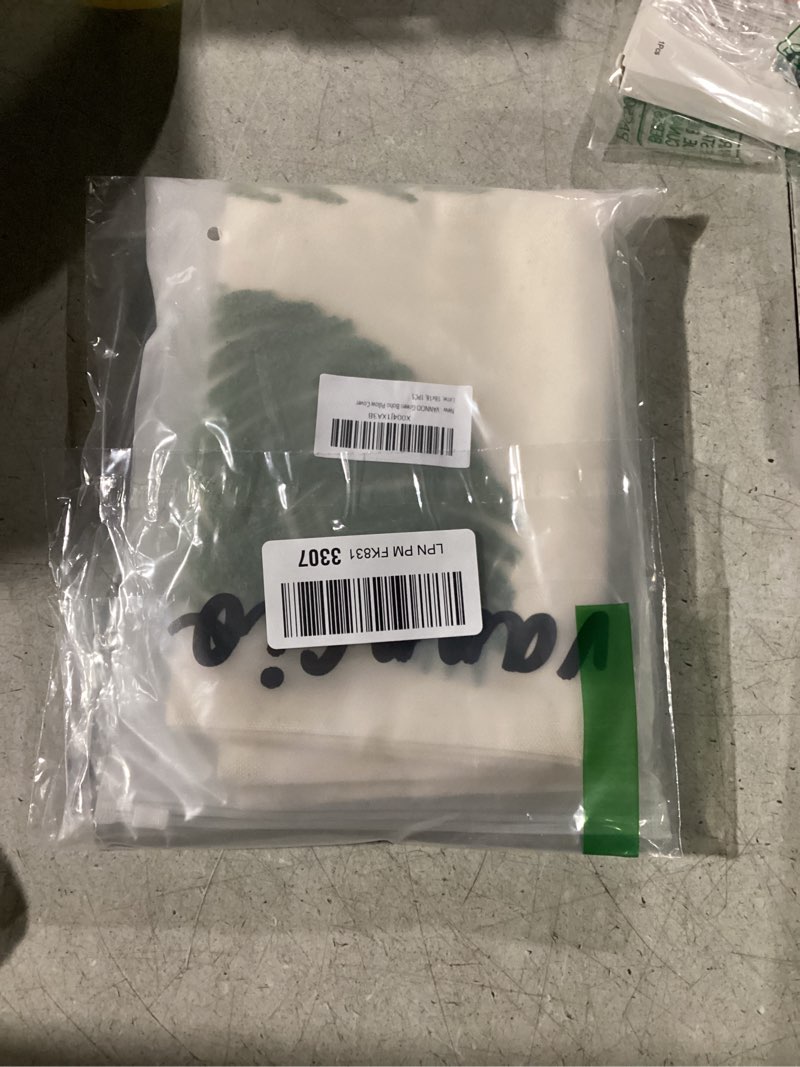 Condition photo showing Good Condition for Linen Green Leaf Throw Pillow Cover, Square Pillowcase with Tufted Tropical Palm Leaves, Modern Decorative Cushion Sham for Rustic Spring Summer Home Outdoor Decor, 18x18 inches, 1PCS Lime 18" x 18" (Pack of 1)