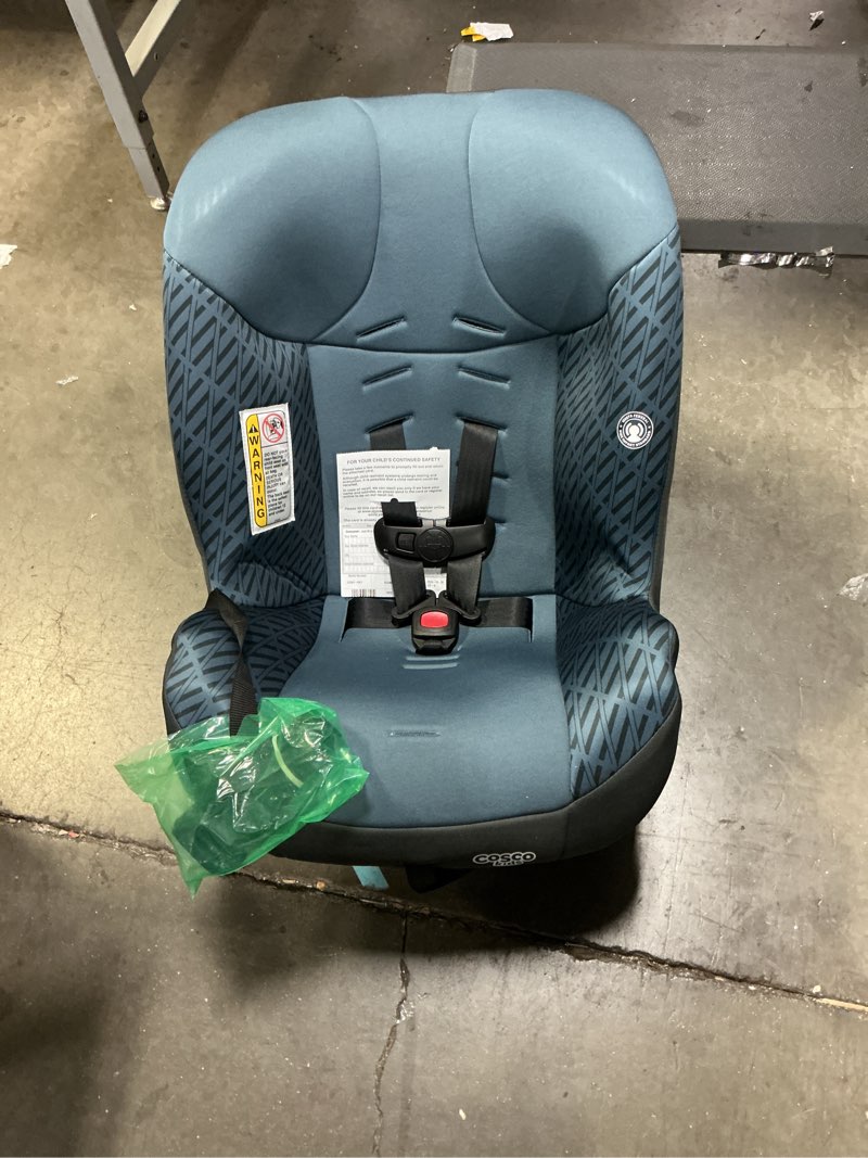 Condition photo showing Good Condition for cosco kids scenera extend infant & toddler convertible car seat, columns, blue