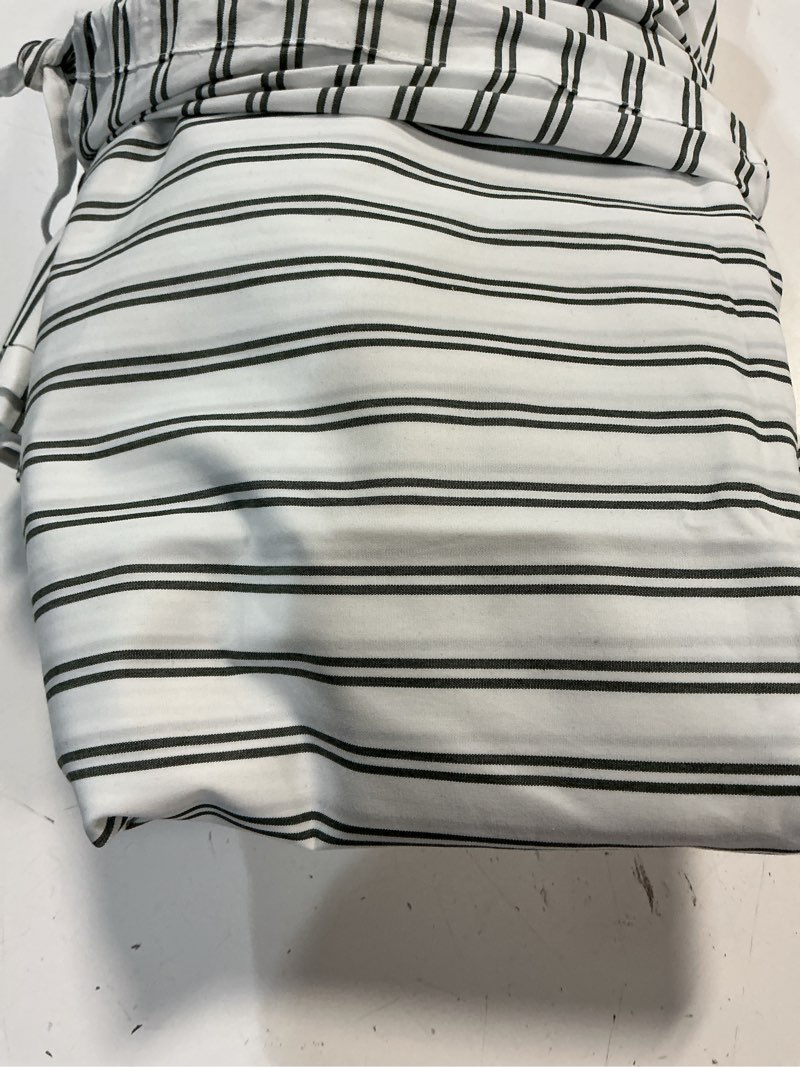 Condition photo showing Good Condition for quince european linen piped fitted sheet set queen