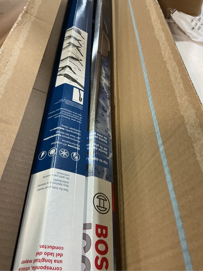 Condition photo showing Good Condition for bosch 26a20a icon beam wiper blades - driver and passenger side - set of 2 blades (26a & 20a) front (26a & 20a) icon combo pack (front)