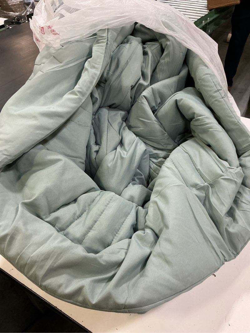 Condition photo showing As Is for ( similar) queen comforter sets sagegreen,3pcs soft lightweight breathable bedding comforter sets for all season, queen size(90''×90'' comforter & 2 pillowcases) 19sagegreen queen (90\"x90\")