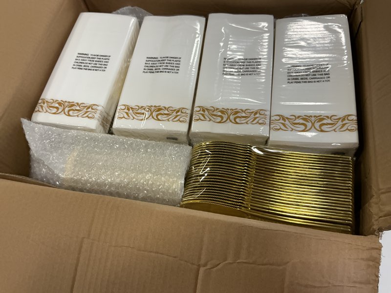 https://lotting-media.assets.bidfta.com/lotting_f45d926e-9542-48b0-9f81-18385ea01b93