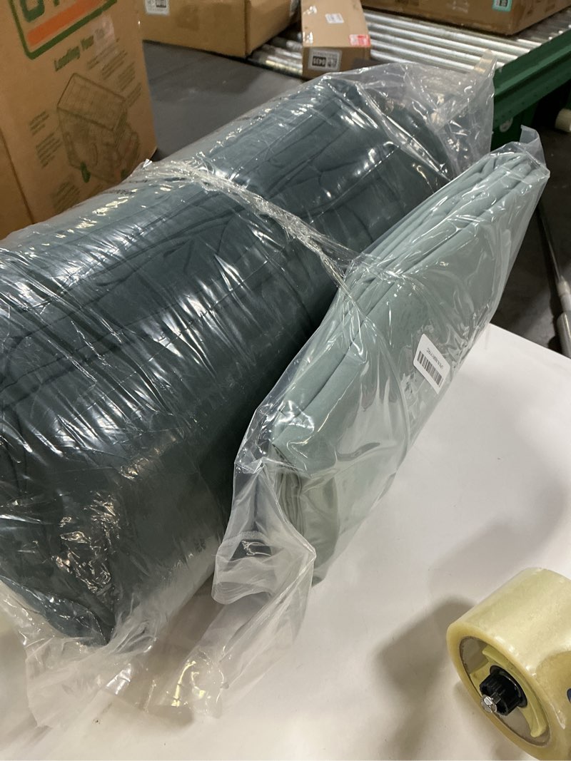 Condition photo showing New/Like New for Monbix Full Comforter Set - 7 Pieces Deep Forest Bed in a Bag Full Size Bedding Sets with Comforters, All Seasons Comforter with Sheets, Pillowcases & Shams Deep Forest Full(80"X90")