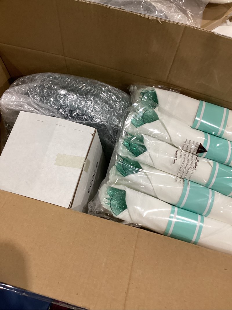 Condition photo showing Good Condition for dayammi 210pcs green glitter plastic dinnerware set for 30 guests, fancy disposable plates for party, include: 30 dinner plates, 30 dessert plates, 30 pre rolled napkins and 30 cups green glitter 210pcs?30 guests?