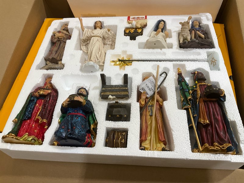 Condition photo showing Good Condition for Three Kings Gifts Deluxe Edition, Nativity Scene Set & Figures, 16-Pieces, 7 inch Scale Collection