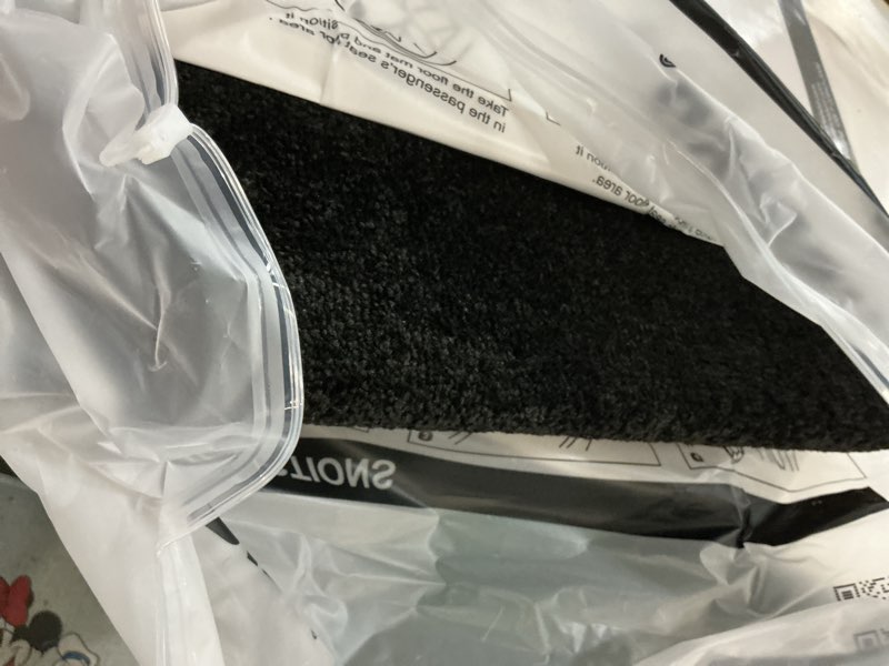 Condition photo showing New/Like New for wennebird superior carpet front row floor mats for 2021-2026 toyota sienna, 0.6-inch ultra-thick, noise-reducing, all-weather waterproof anti-slip – 2-pc set 2021-2026 sienna 2-pc set
