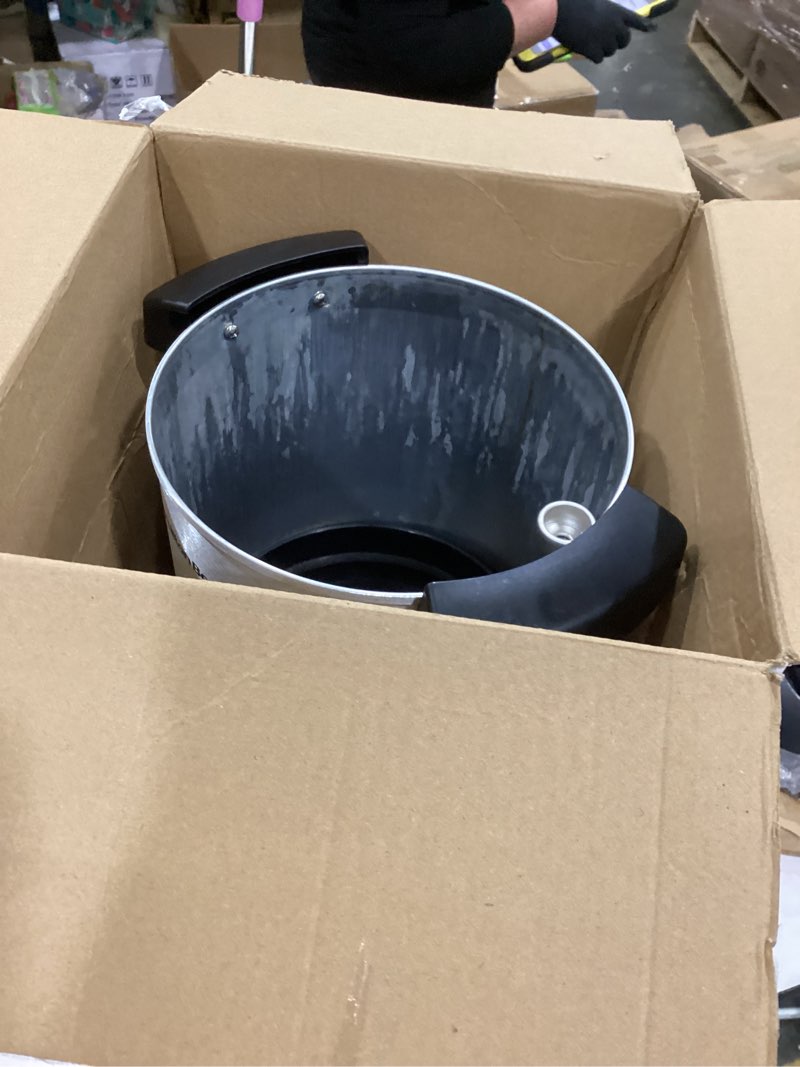 Condition photo showing Good Condition for hamilton beach 45 cup coffee urn and hot beverage dispenser, silver single-spout