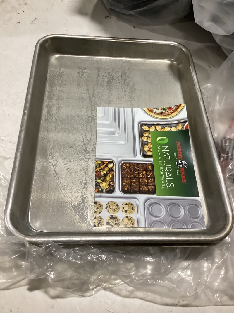Condition photo showing Good Condition for Untitled Item