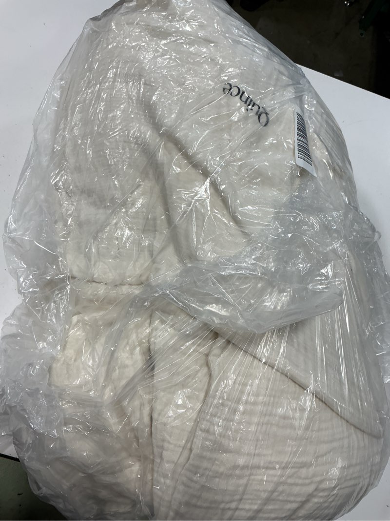 Condition photo showing Good Condition for organic airy gauze duvet cover set, king/cal king, undyed