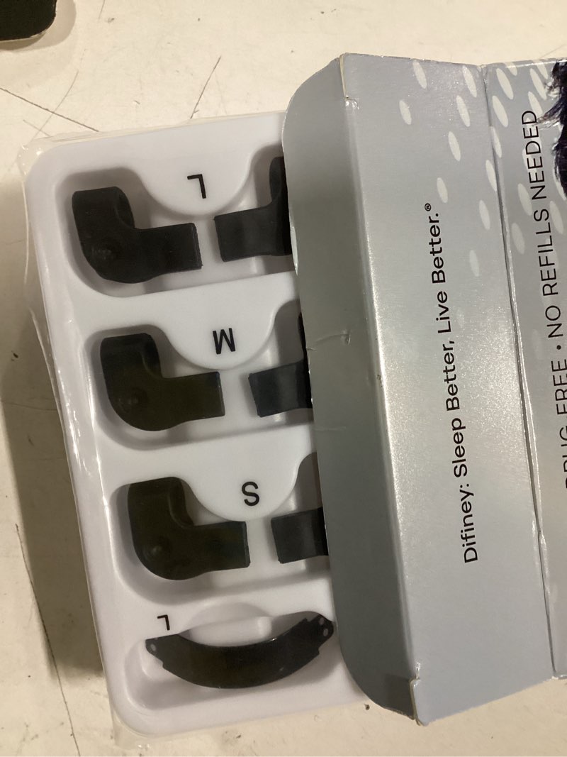 Condition photo showing Good Condition for Reusable Nasal Strips for Breathing: Snoring Support, Max Strength Internal Nasal Opener, No Sticky Pads, Nose Strips Alternative, Bend-to-Fit Steel Bridge Nasal Dilators for Sleep Black