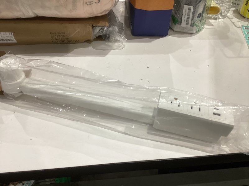 Condition photo showing Good Condition for Electrical Outlet Extender Features USB-A,USB-C,2 AC Outlets,Wall Power Socket Expander Stick,Extendable Rotating Electric Outlet Plug Adapter Nightstands,Sofa,Desks and More Hard to Reach Space (B01)