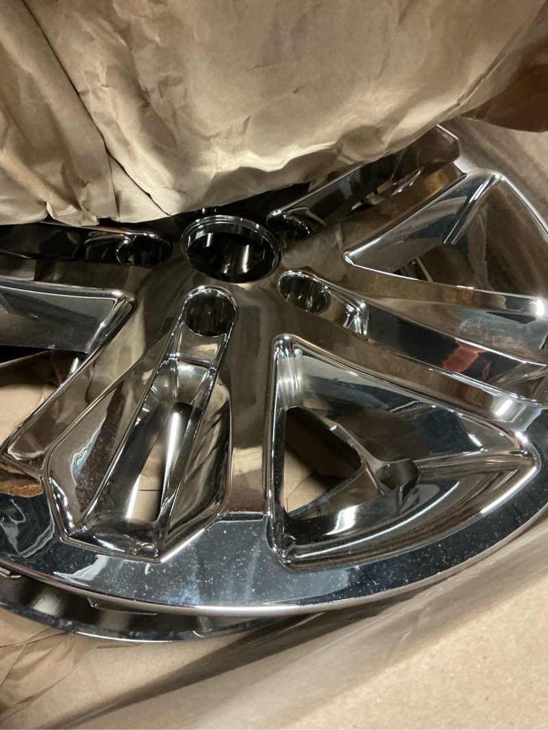 Condition photo showing Good Condition for 18 inch chrome silver wheel skins for 2011-2017 ford explorer fits factory alloy wheels bb5z-1007-a, 5 split spoke snap on hubcaps wheel covers 4 pack