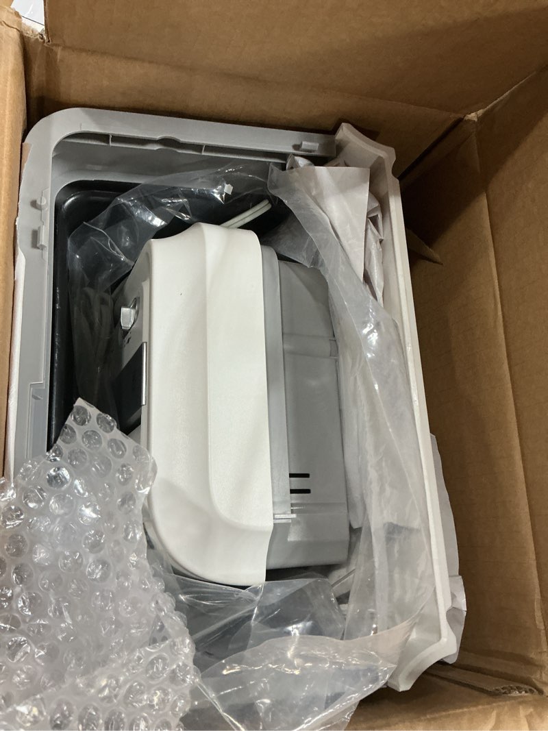 Condition photo showing Good Condition for Aurora AU1262XA Anti-Jam 12-Sheet Crosscut Paper and CD/Credit Card Shredder, White/Gray 12-Sheet Crosscut White