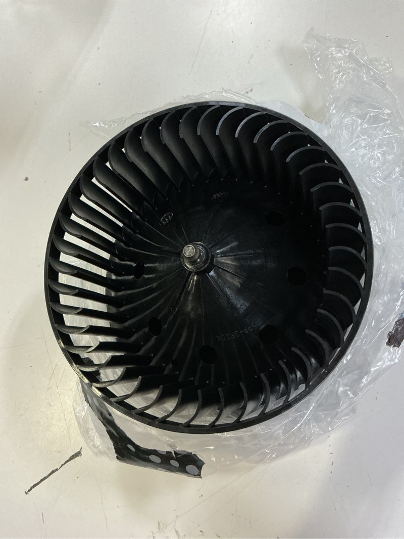 Condition photo showing Good Condition for eccpp hvac blower motor fit for 2015-2020 for cadillac escalade,for esv,2019 for 1500 ld,2015-2019 2500 hd, 3500 hd,for tahoe,for gmc yukon,for yukon xl,2014-2018 for sierra 1500,for silverado 1500