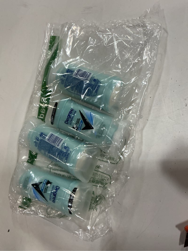 Condition photo showing New/Like New for Degree Antiperspirant for Women Protects from Deodorant Stains Pure Clean Deodorant for Women 2.6 Ounce (Pack of 4)