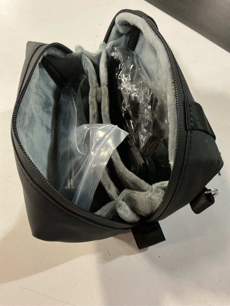 Condition photo showing Good Condition for pellking  pk-04 carrying bag for dji osmo pocket 3 portable storage bag