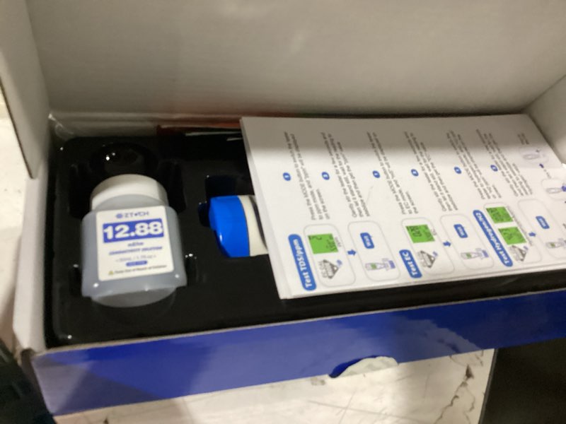 Condition photo showing Good Condition for ph chlorine tester, 8 in 1 ph&salt meter for saltwater pool, hydrogen water tester, digital ph h2 salinity orp chlorine ec tds temp meter for hydrogen water bottle, hydroponic, aquarium blue