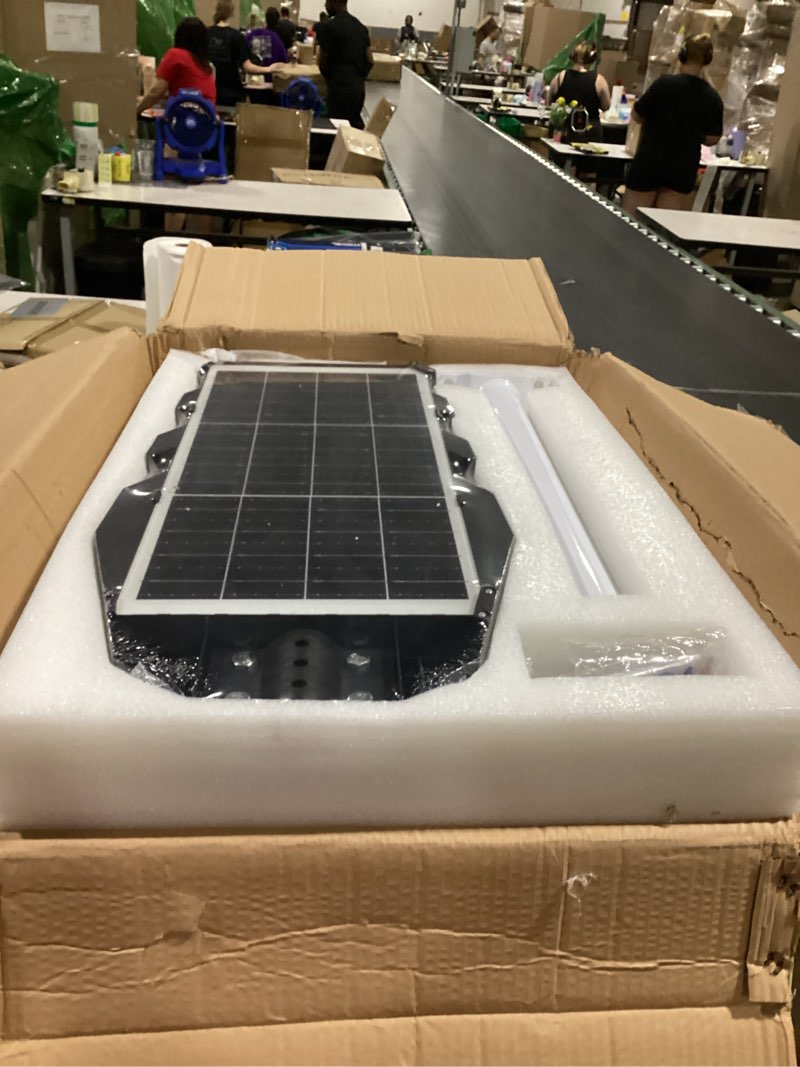 Condition photo showing Good Condition for sunway solar solar car battery trickle charger & maintainer 8w 12v waterproof solar panel power charging kit for car automotive rv marine boat motorcycle truck trailer tractor powersports snowmobile